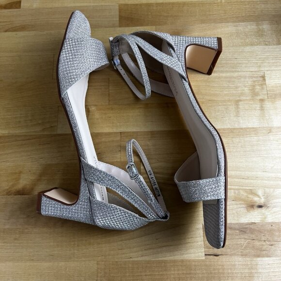 Touch Ups Benjamin Walk Champagne Glitter Lilibet Block Heel Sandal Size 10 WIDE - Picture 6 of 13